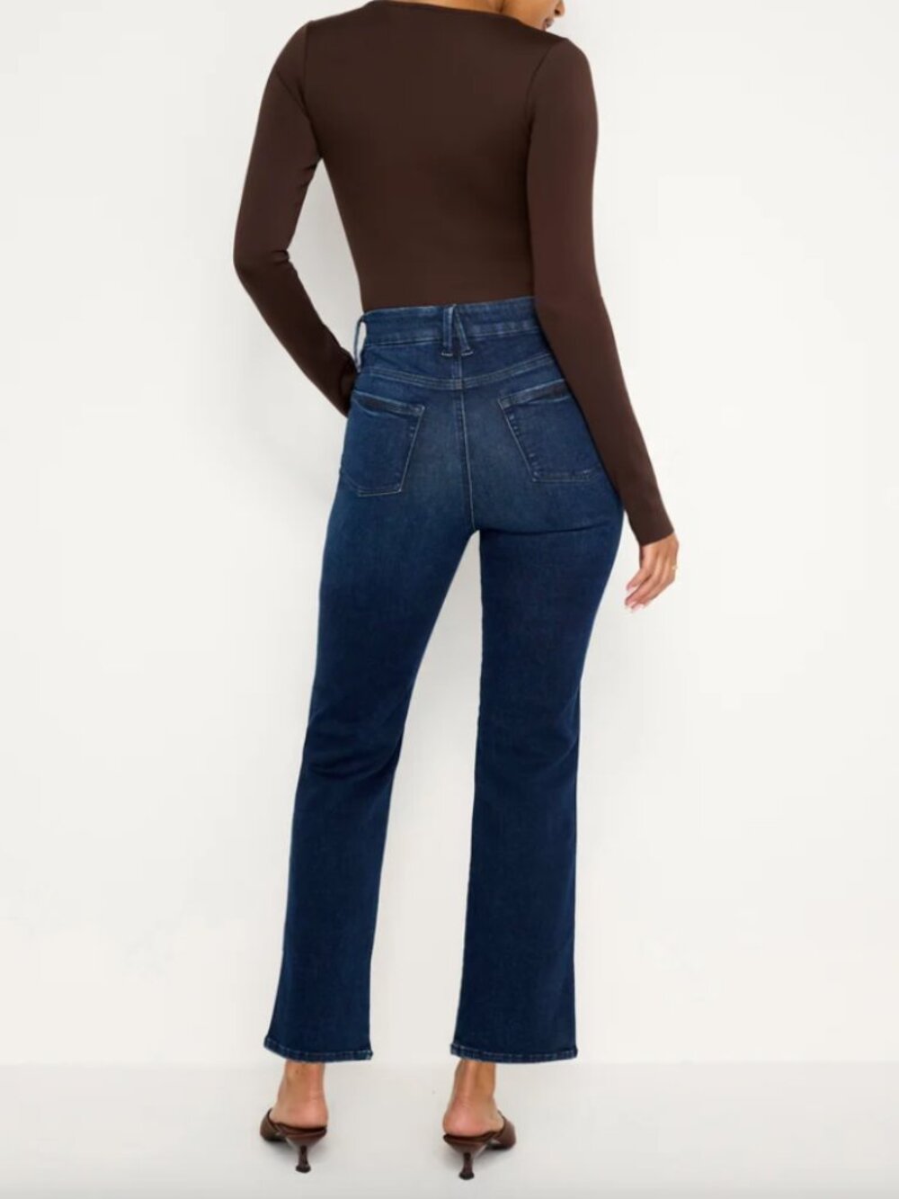GOOD AMERICAN Curve Straight High Rise Always Fits Dark Wash Jeans, Size 6-12 - Picture 2 of 9